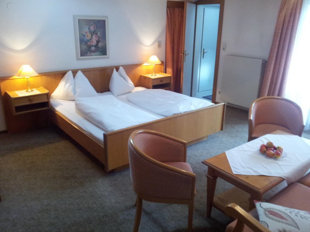 Haus St.Rupertus Guest House Bad Hofgastein Room photo